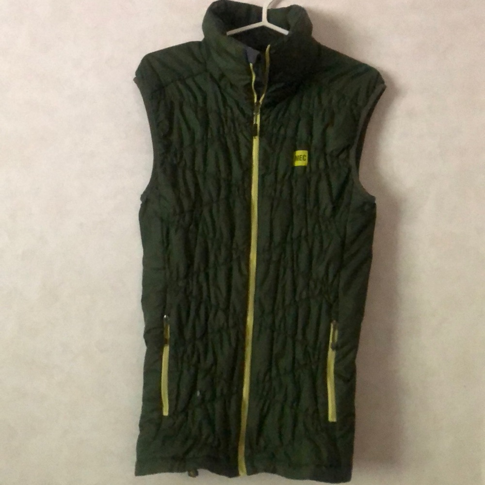 MEC Puffer Vest